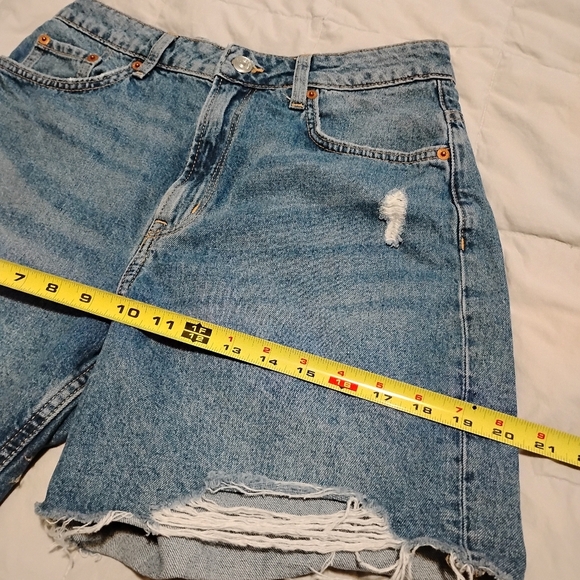 Divided | Womans Blue Jean Distressed Shorts - Picture 6 of 9
